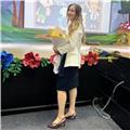 İlkokul, ortaokul ve sıfırdan başlayan yetişkinler için online İngilizce eğitimi.