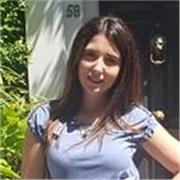Profesora imparto clases de matemáticas, lengua y química