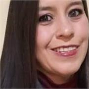 profesora de ciencias sociales a niños niñas y adolescentes