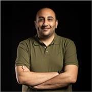 Certified Tutor, Mentor, and Multi-Award-Winning Photographer with 15 Years of Experience