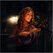 Offro lezioni di voce, nello stile di Jazz / Folk / Contemporary. 