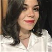 Studentessa di scienze politiche e relazioni internazionali impartisce lezioni di economia e diritto