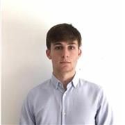 Estudiante de grado de inteligencia artificial en inglés con Cambridge Advanced Certificate