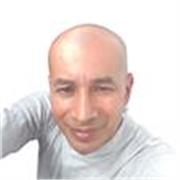 Profesor de apoyo escolar especializado en acompañamiento académico presencial y virtual