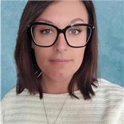 Insegnante di pedagogia, psicologia, sociologia, letteratura italiana per le scuole superiori. Tutte le materie x ordini inferiori