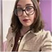 Profesora titulada en juegos de mesa, con 1 año de experiencia