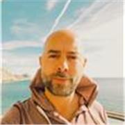 Profesor de francés nativo en Alicante con clases online, experiencia y metodología personalizada para todos los niveles