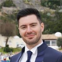 Professionista nel settore chimico con laurea magistrale offre ripetizioni