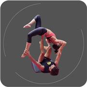 Aprende Acroyoga: Clases individuales, en pareja u en grupo en Tenerife