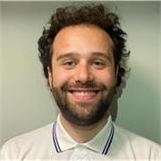 Laureato in Ingegneria Ambientale e studente di Geografia propone lezioni online personalizzate di matematica e fisica per le scuo