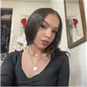 Soy una chica bastante alegre que le encantan los niños y disfruta mucho enseñando 
