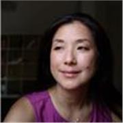 I can teach beginners English and intermediate English. I have lived in the US for 20 years.15 euros per hour