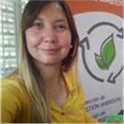 Profesora de Agronomía da clases en el sector agropecuario