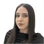 Estudiante de educación primaria, con título de B2 de inglés que le encanta enseñar a niños y ayudarles a mejorar.