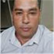 Professor de ingles fluente para adultos e crianças 14 anos dando aula