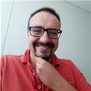 Ingegnere 36 enne laureato con lode a Pisa impartisce a studenti delle scuole superiori lezioni di matematica e fisica