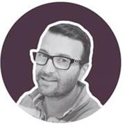 Professionnel en communication et design graphique à votre écoute .