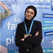 Soutien scolaire toutes matières et cours d'anglais par étudiante en Master