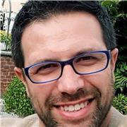 Insegnante di basso elettrico e teoria musicale