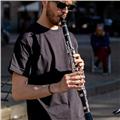 Laureando in clarinetto offre ripetizioni di strumento, teoria musicale, solfeggio, armonia e storia della musica