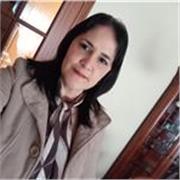 Soy profesional en el área de administración de empresas y soy clases de tareas dirigidas a un grupo de niños en la Cruz Roja 