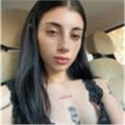 Ragazza in corso di laurea impartisce lezioni di lingue straniere, inglese e spagnolo. Possesso di certificazione di lingua spagnola presso accademia Cervantes