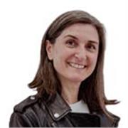 Profesora de Inteligencia Artificial acta para todas las personas y niveles