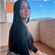 Profesora de apoyo especializado para niños en castellano/español