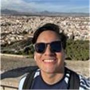 Ayudo a personas a mejorar su inglés de manera práctica para que puedan trabajar, viajar y comunicarse con confianza 