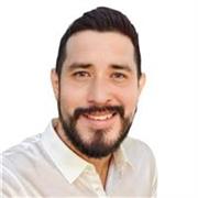 Mi vocación es la educación, me gusta los retos y empleo diferente estilos de enseñanza