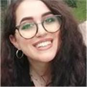 laureanda in economia, diplomata al liceo scientifico offre ripetizioni di matematica