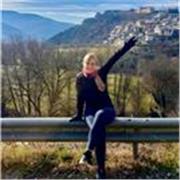 Profesora titulada de Educación Fisica y ciencias del deporte.Entrenadora personal. Clases para todos los niveles y objetivos. 