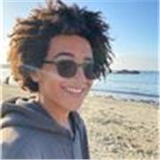 French-American University Student Offering Online Native English Tutoring