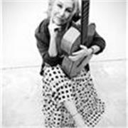 SE DAN CLASES DE GUITARRA FLAMENCA, GUITARRA EN GENERAL Y UKELELE