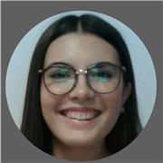 Estudiante de Doble Grado de Educación Primaria y Estudios Ingleses, UGR. Impartiría clases de forma presencial u online.