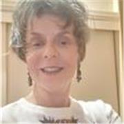 I give affordable English lessons, myself educated in England, London. Love langages and love teaching others antything I know