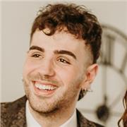 Profesor titulado en Grado Superior de administración y finanzas, Ideal para estudiantes de ESO, Bachillerato y ciclos formativos.