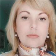 Insegnante. Laureato in lingue