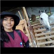 Una persona muy paciente y capaz de entender a los demás daré clase a niños/jovenes