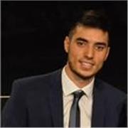 Graduado en Derecho, por la Facultad de Derecho de la Universidad Nacional de Cuyo (Mendoza, Argentina). Soy un apasionado del Derecho y las Ciencias Jurídicas, me gusta mucho explicar y que las personas a las cuales me dirijo puedan entender con facilida