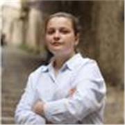 He trabajado como profesora dando clases extraescolares de inglés y fútbol a niños de infantil y primaria, también refuerzo genera