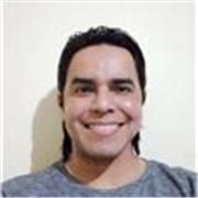 Dictó clases de psicología, español inglés y deportes para niños adolescentes y adultos