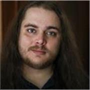 Profesor de Cine y Audiovisual, profesional del sector, ofrece clases de producción, guion, cámara y edición online.