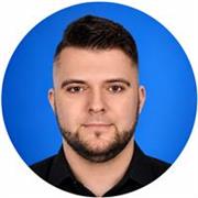 Korepetytor inteligencji emocjonalnej prowadzi indywidualne zajęcia dla dzieci w wieku szkolnym (szkoła podstawowa)