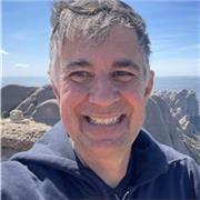 Profesor de dibujo con 20 a de experiencia. Especialisado en todo tipo de dibujos y tecnicas, clases de forma online o presencial