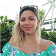 Dou aulas particulares, tenho experiência em lecionar. Gosto de me comunicar e lidar com pessoas( possuo curso de gestão de pessoas). Enfase em direito do consumidor e contratos