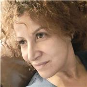 Je vous accompagne sur l'ensemble de votre parcours de formation.
Empathique et pédagogue, votre progression sera la mienne.