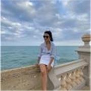 Profesora imparte clases de historia