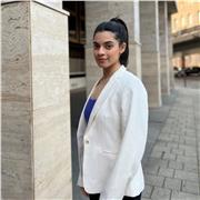 I give private lessons tailored to your needs.