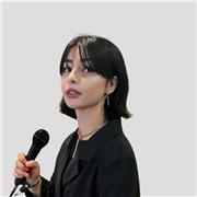 Mia